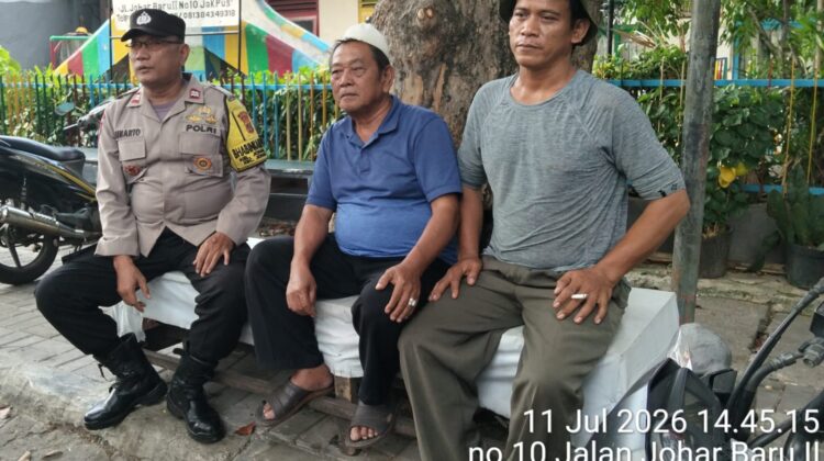 Polisi Sambangi Warga RW 09 Johar Baru, Perkuat Cooling System dan Ajak Tingkatkan Kewaspadaan Cegah Kejahatan