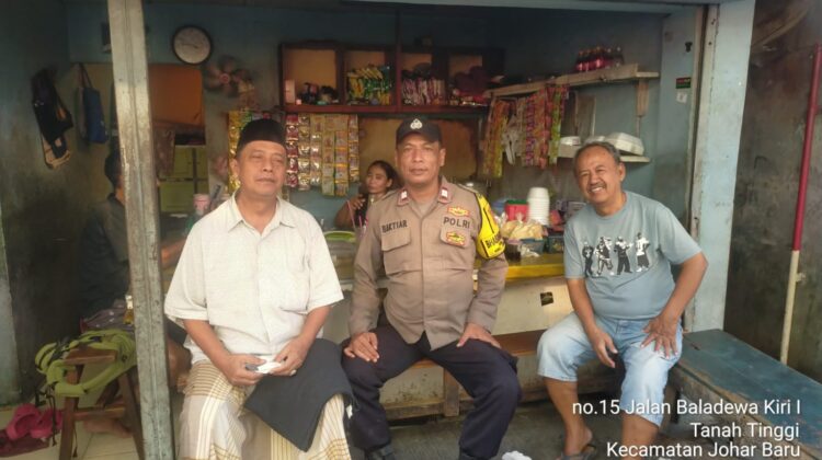 Sambang Warga RW 01 Galur, Polsek Johar Baru Perkuat Sinergi Cegah Gangguan Kamtibmas