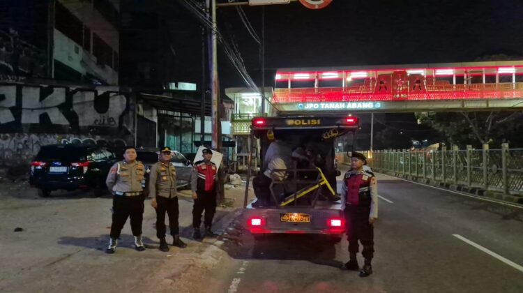 Cegah Tawuran dan Kejahatan 3C, Polsek Metro Tanah Abang Tingkatkan Patroli Mobile