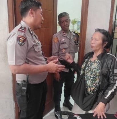 Respon Cepat Laporan Layanan Polisi 110, Polsek Cempaka Putih Mediasi Perselisihan Rumah Tangga Hingga Berakhir Damai