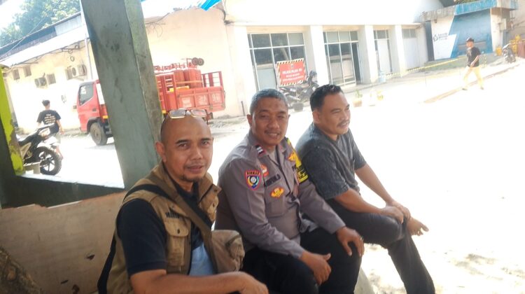 Sambang Dialogis Bhabinkamtibmas Di Pos Keamanan Perusahaan, Perkuat Kamtibmas di Mangga Dua Selatan