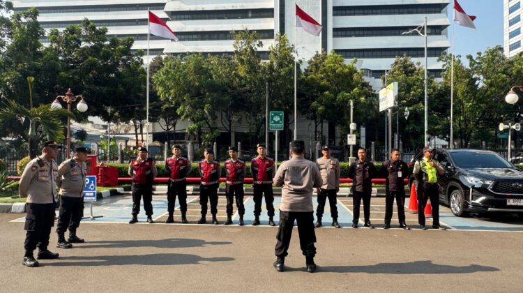 Polsek Sawah Besar Siagakan 15 Personel Amankan Rencana Aksi Unjuk Rasa di Kantor OJK Jakarta Pusat