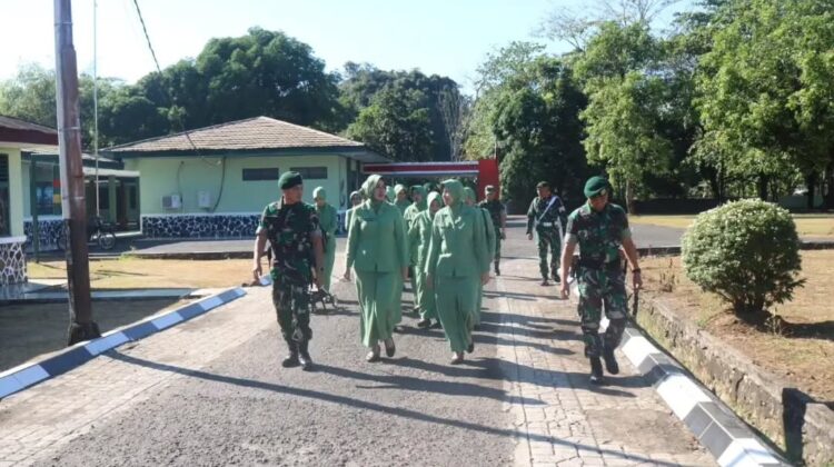 Danbrigif 3 Kostrad Beri Motivasi Prajurit dan Persit Korum Yonif 433 Kostrad