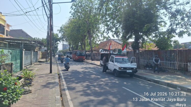 Polisi Kawal Keberangkatan Massa Aksi dari Johar Baru ke Gedung KPK, Berjalan Aman dan Tertib