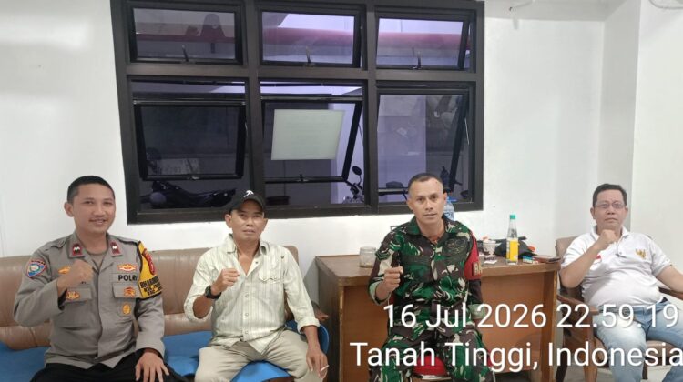 Patroli Satkamling di Tanah Tinggi, Polisi dan Warga Perkuat Sinergi Jaga Keamanan Lingkungan