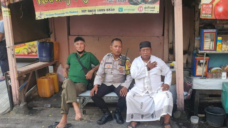 Bhabinkamtibmas Polsek Sawah Besar Perkuat Silaturahmi Kamtibmas Bersama Tokoh Agama di Pasar Baru