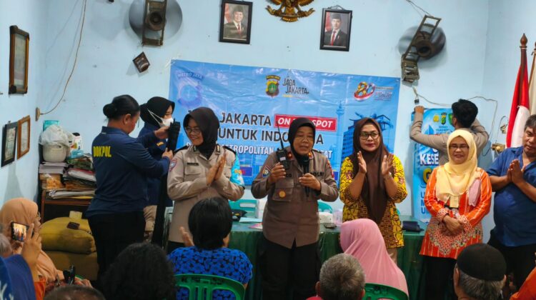 Kanit Binmas Polsek Metro Tanah Abang Perkuat Sinergi Kamtibmas Bersama Warga Kebon Melati