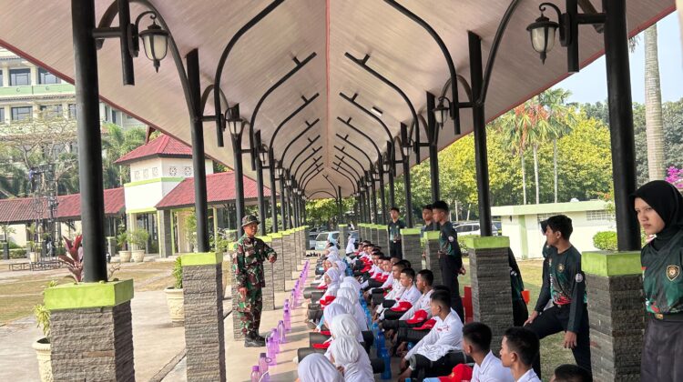 Babinsa Koramil 04/Cikupa Latih Paskibra Tingkat Kabupaten
