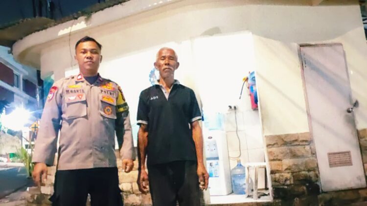 Perkuat Siskamling di RT 02/05, Bhabinkamtibmas Bendungan Hilir Ajak Warga Tingkatkan Kewaspadaan Demi Kamtibmas Kondusif