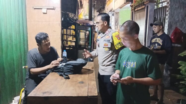 Gerak Cepat Tindak Lanjuti Laporan Warga, Polsek Johar Baru Imbau Tamu Wajib Lapor 1×24 Jam