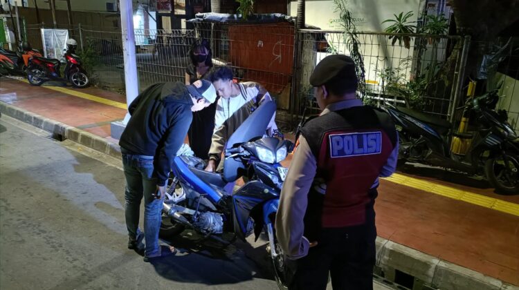 Operasi Cipta Kondisi Stasioner Polsek Sawah Besar, Polisi Pastikan Situasi Aman dan Kondusif