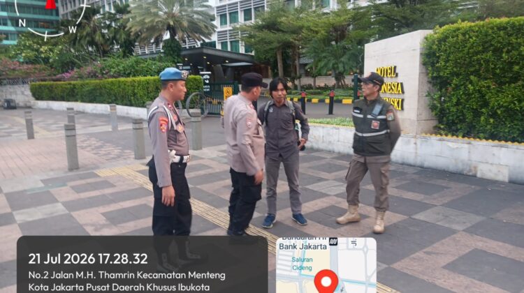 Polsek Metro Menteng Gencarkan Patroli Jalan Kaki, Perkuat Keamanan Kawasan MH Thamrin