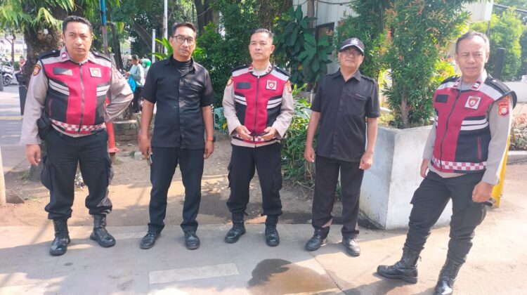 Unit Samapta Polsek Senen Patroli dan Sambangi Sejumlah Objek Vital di Jakarta Pusat
