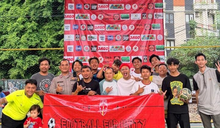Bhabinkamtibmas Menteng Kawal Turnamen Futsal Usia Dini, Dukung Lahirnya Bibit Atlet Berprestasi