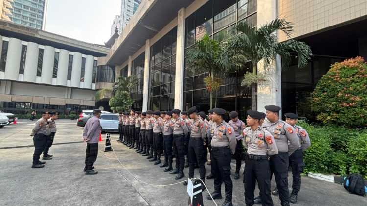 Polsek Metro Tanah Abang Laksanakan Apel Pelayanan Pengamanan Munas PB PWRI di Hotel Sahid Jaya