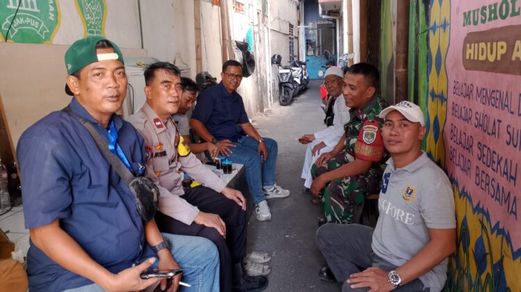 Analisa Lingkungan Dalam Giat Jaga Jakarta On The Spot, Polsek Sawah Besar Perkuat Dialog dengan Warga