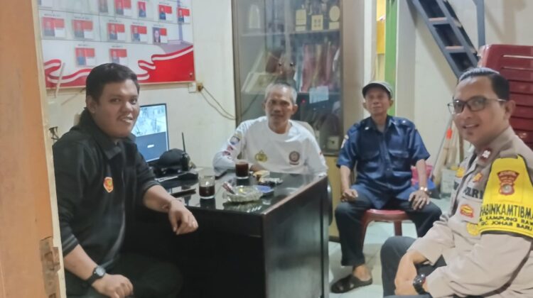 Sambang Poskamling RW 03, Polsek Johar Baru Perkuat Peran Satkamling Cegah 3C dan Gangguan Kamtibmas