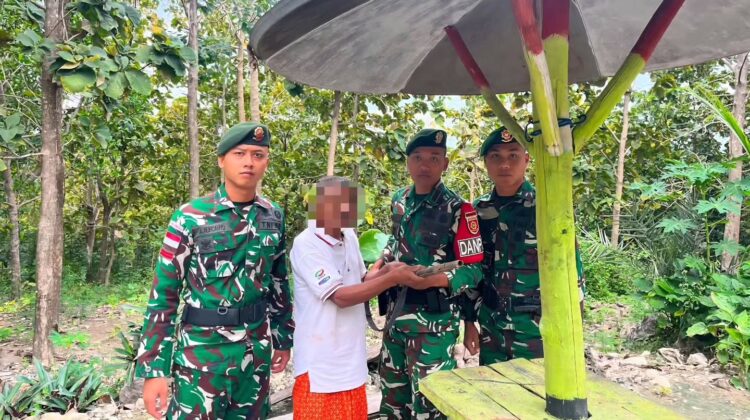 Pendekatan Humanis Satgas Yonarmed 12 Kostrad Berbuah Penyerahan Senjata Secara Sukarela