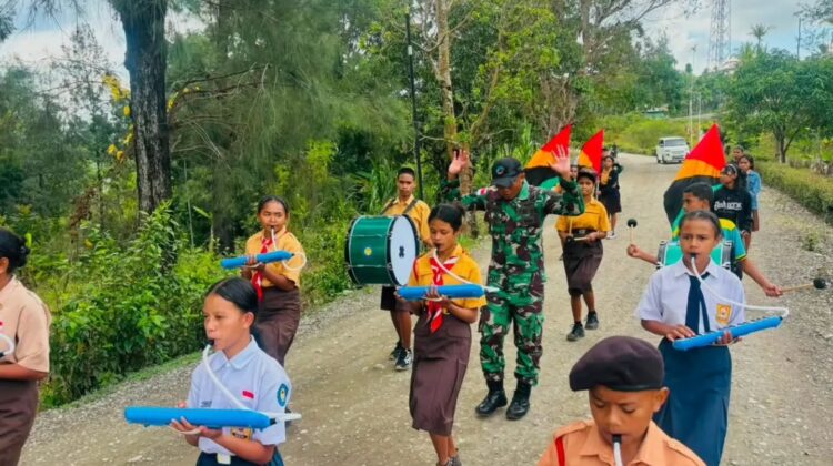 Satgas Pamtas Yonarhanud 2 Kostrad Latih Drumband Sambut HUT ke-81 Kemerdekaan RI