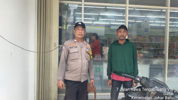 Bhabinkamtibmas Rangkul Juru Parkir, Perkuat Sinergi Cegah Curanmor di Wilayah Galur