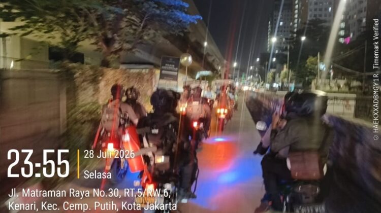 Patroli Malam Gabungan TNI-Polri Perketat Pengamanan Wilayah Menteng