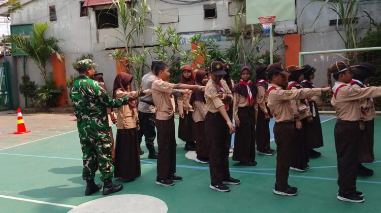 Polisi Goes To School, Polsek Johar Baru Tanamkan Kesadaran Hukum dan Budaya Anti Tawuran Sejak Dini