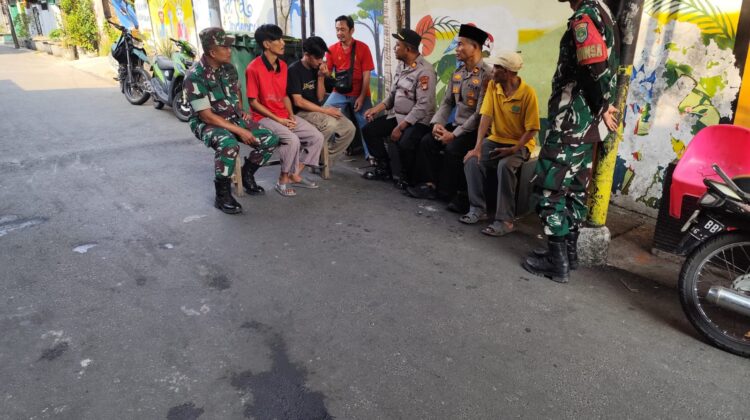 Jaga Jakarta On The Spot untuk Indonesia, Polsek Johar Baru Sapa Warga Galur Perkuat Keamanan Lingkungan
