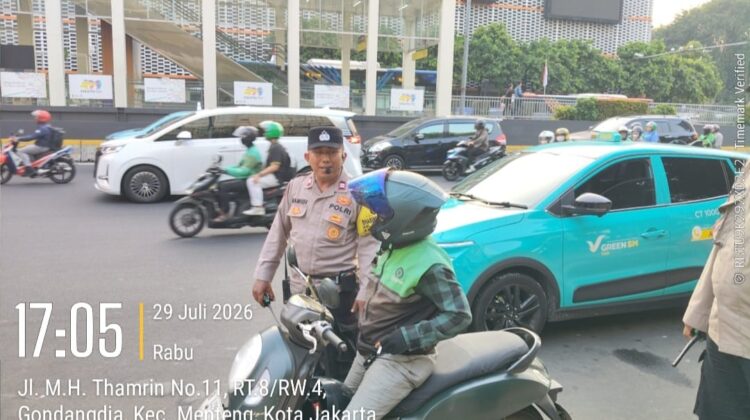 Polisi Jaga Jantung Ibu Kota, Patroli Humanis Cegah Aksi Copet dan Jambret