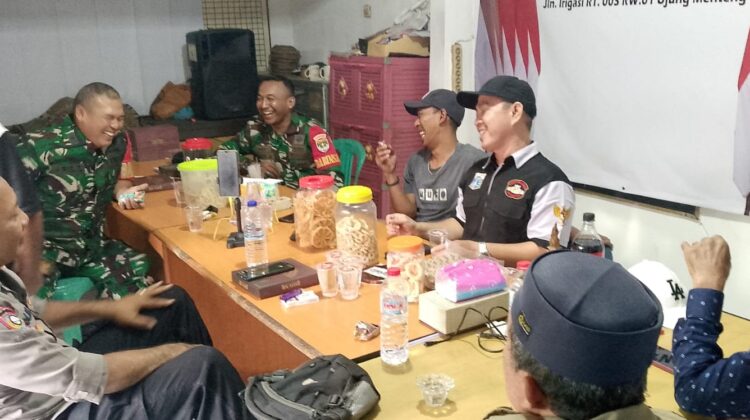 Koramil 06/Cakung Gelar Patroli dan Siskamling, Wujudkan Wilayah Aman Dan Nyaman