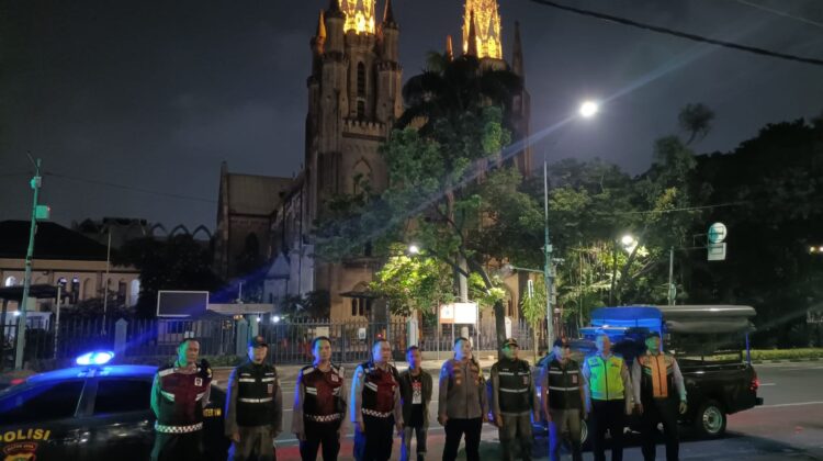 Patroli Cipta Kondisi Tiga Pilar Perkuat Keamanan Tempat Ibadah dan Permukiman