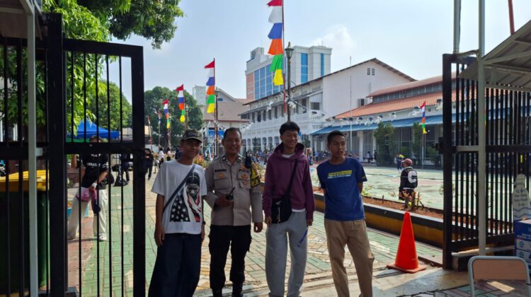 Bhabinkamtibmas Hadir Amankan Turnamen Futsal dan Voli, Cegah Potensi Gangguan Kamtibmas
