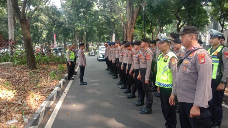 Polri Kerahkan 120 Personel Amankan Hari Kedua Pameran dan Pertunjukan Musik Social Chic 2026 di Stadion Madya GBK