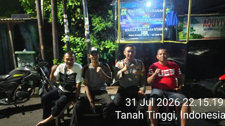 Patroli Satkamling di Tanah Tinggi, Polisi Perkuat Sinergi Warga Jaga Keamanan Lingkungan