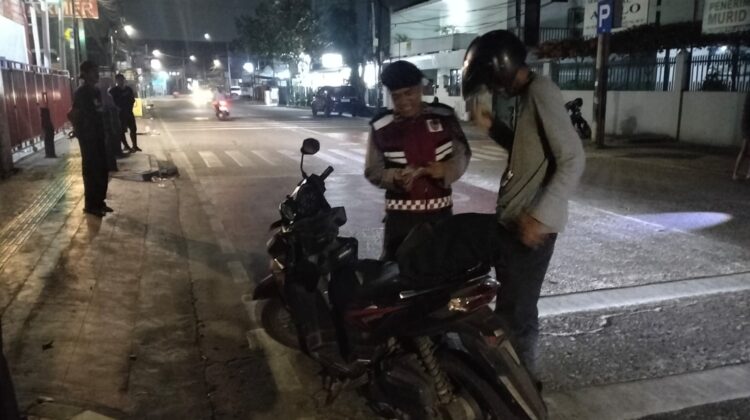 Razia Dini Hari Polsek Cempaka Putih, Wujud Nyata Menjaga Kamtibmas Tetap Kondusif