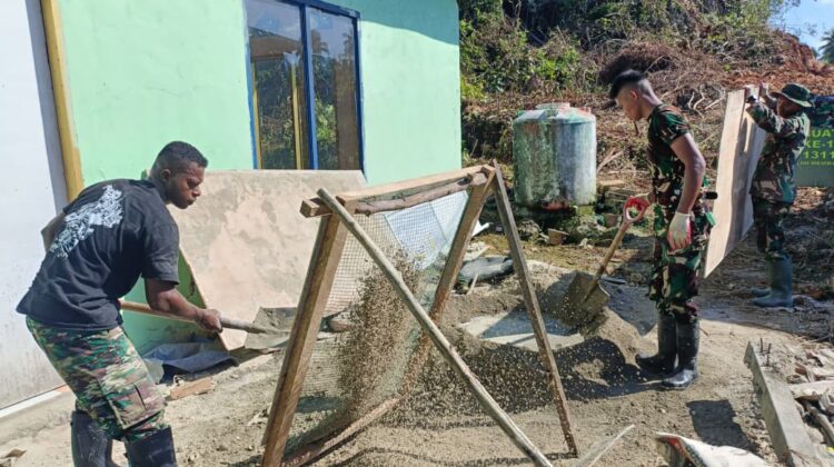 Pekerjaan MCK Masjid Desa Polewali Masuki Tahap Pengaplasan dan Pemasangan Keramik Lantai