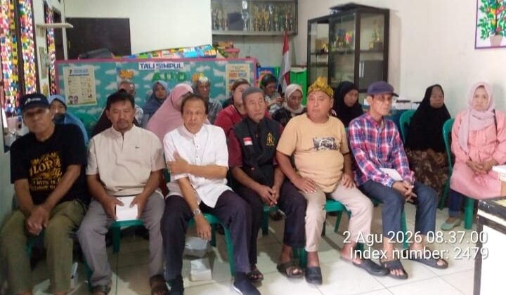 Pemilihan LMK RW 07 Berlangsung Aman, Bhabinkamtibmas Polsek Johar Baru Lakukan Pengamanan dan Monitoring
