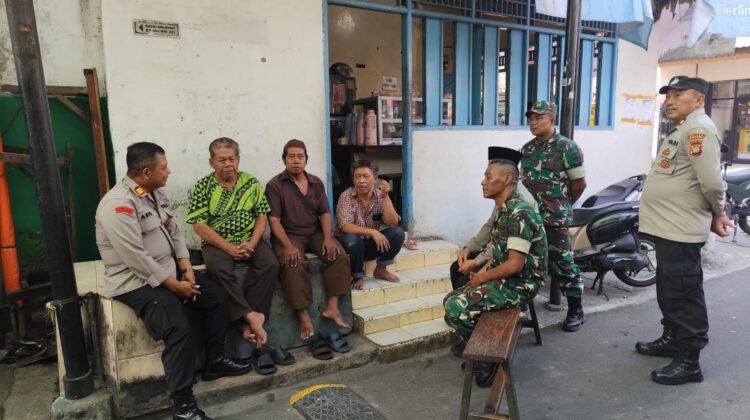 Polisi dan Warga Galur Bersatu Perkuat Kamtibmas Lewat Jaga Jakarta On The Spot