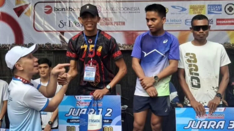 Pratu Irsan Raih Juara 2 Rangkasbitung Run 5K 2026, Harumkan Nama Yonif 754 Kostrad