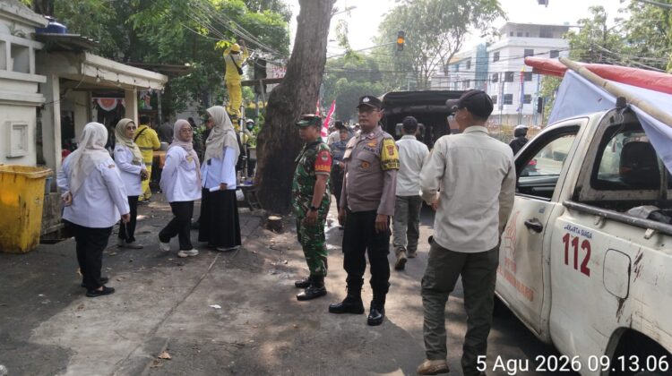 Perkuat Ketertiban Wilayah, Tiga Pilar Johar Baru Gelar Rabu Tertib Bersama Lintas Instansi