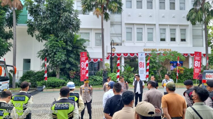 Utamakan Pelayanan Humanis, Polsek Johar Baru Siagakan Pengamanan Aksi Unjuk Rasa di Kantor BPOM RI