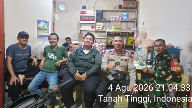 Jaga Kamtibmas Tetap Kondusif, Polsek Johar Baru Tingkatkan Patroli Satkamling Bersama Warga Tanah Tinggi
