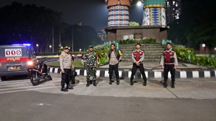 Patroli Tiga Pilar Sisir Kemayoran, Polisi Perketat Antisipasi Tawuran dan Kejahatan Jalanan