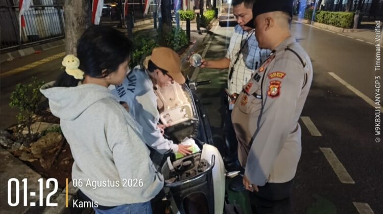 Polsek Metro Menteng Perketat Jalan Cikini Raya, Razia Malam Saring Kendaraan Bermasalah