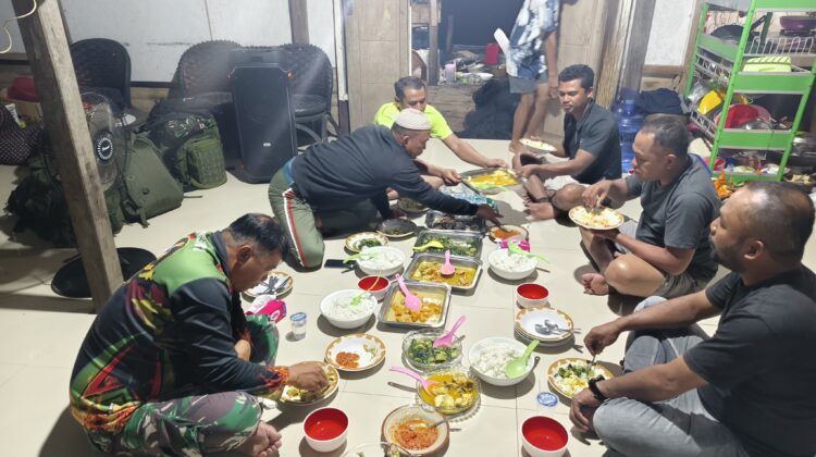 Satgas TMMD Bersama Masyarakat Makan Bersama, Wujud Nyata Kemanunggalan TNI dengan Rakyat