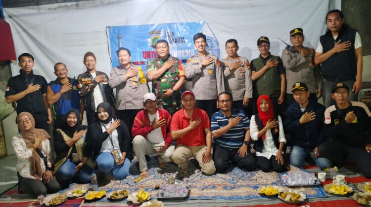 Perkuat Sinergi, Jaga Keamanan Wilayah, Koramil 06/Cakung Gelar Siskamling