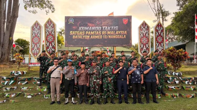 Satgas Pamtas Yonarmed 13 Kostrad Terima Kunjungan Kerja Dankolakopsrem 121/Alambhana Wanawwai