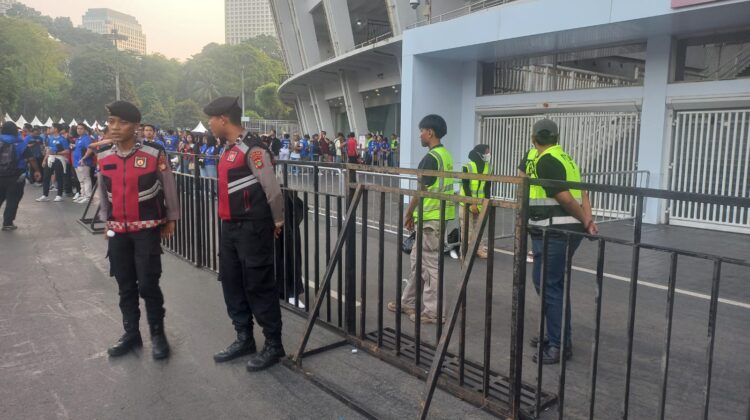 Pastikan Laga Chelsea FC vs AC Milan Berjalan Kondusif, Polsek Metro Tanah Abang Gelar Pengamanan di Zona 5 GBK