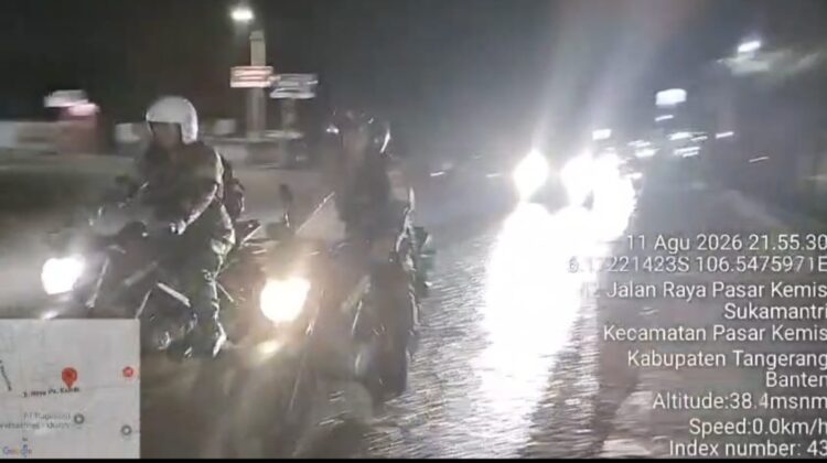 Perkuat Kamtibmas Wilayah, Koramil 11/Pasar Kemis Gelar Patroli Malam