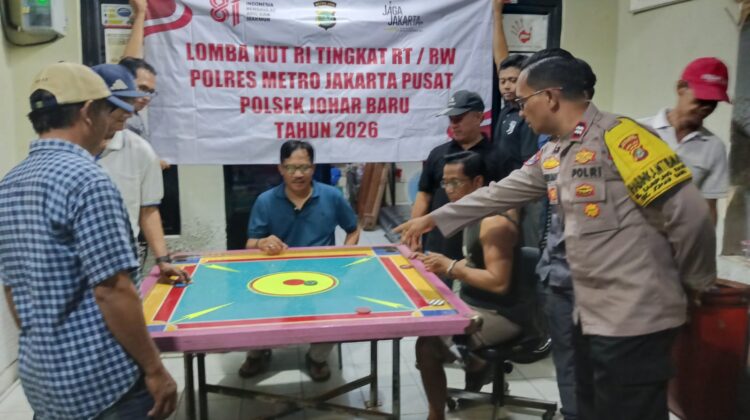 Semarak HUT RI ke-81, Polisi dan Warga Kampung Rawa Kompak Gelar Lomba Karambol