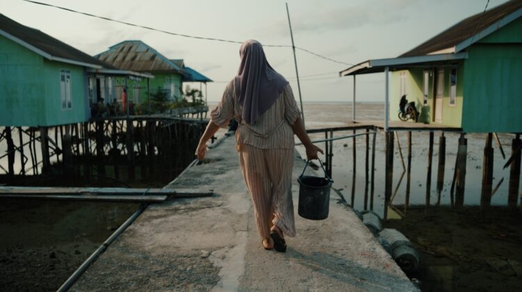 Tak Perlu Menimba Lagi, Ibu-Ibu Desa Umbele Kini Nikmati Air Bersih dari Keran